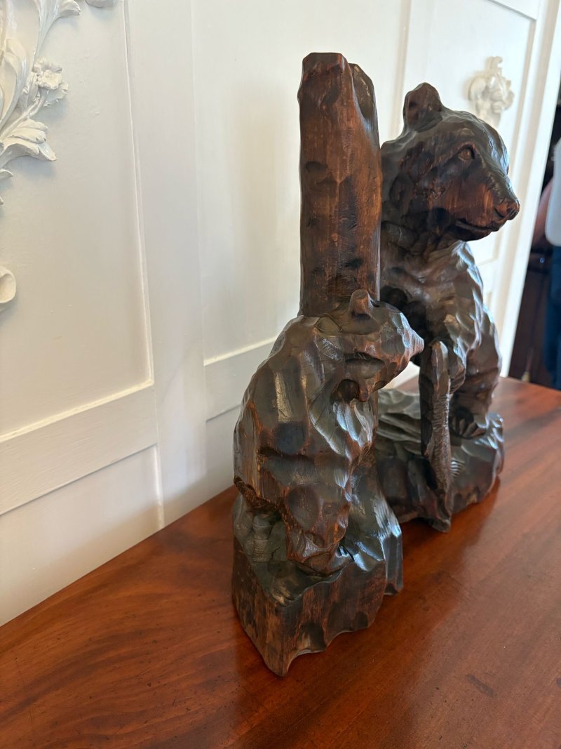 Unusual large Antique Edwardian Japanese Carved Linden Wood Bear - Image 8